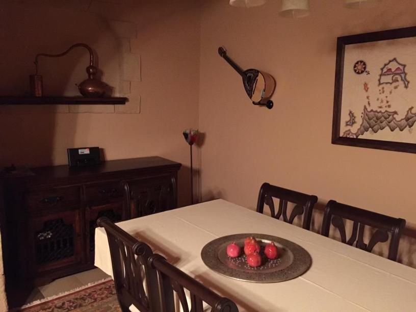 The Knight And The Pomegranate - Luxury Medieval Villa Rhodes City Екстер'єр фото