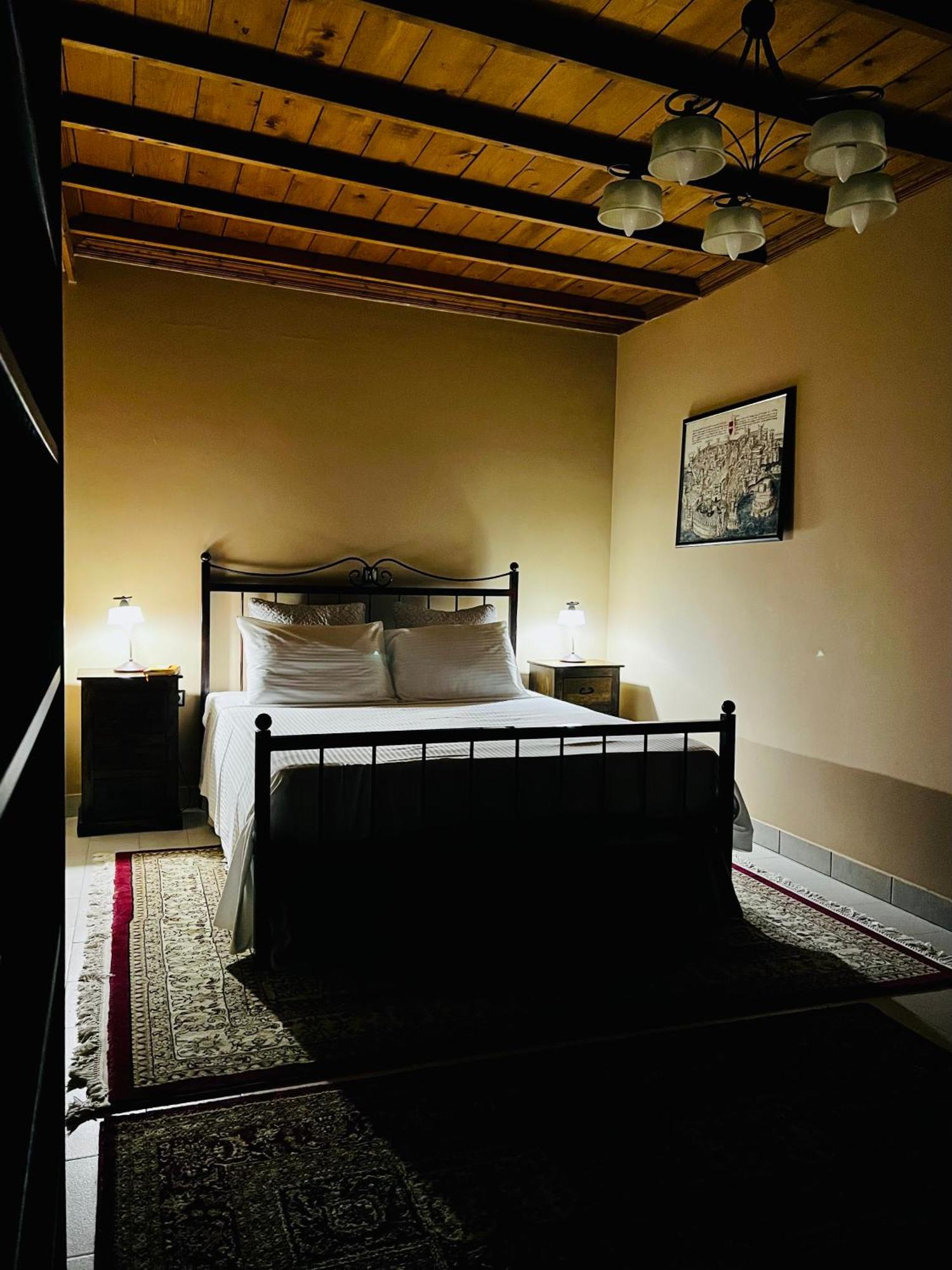 The Knight And The Pomegranate - Luxury Medieval Villa Rhodes City Екстер'єр фото